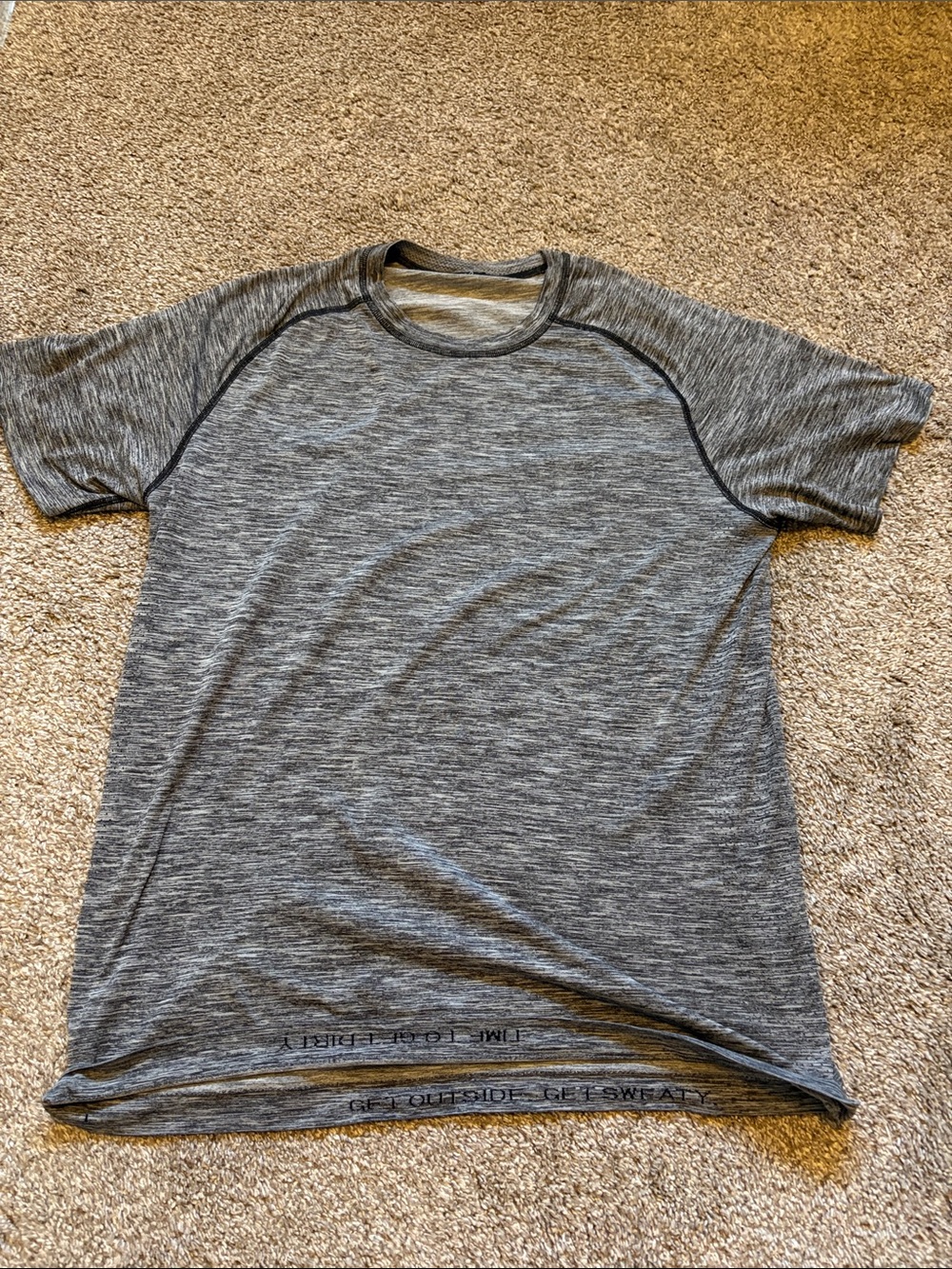 lululemon athletica Men's Heather Gray Short Sleeve Tech Tee